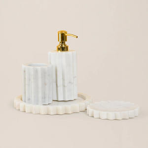 Ensemble de salle de bain en marbre artisanal avec étiquetage privé, accessoires d'évier artisanaux, pompe à savon, plateau, design unique et luxueux - Product Image 1