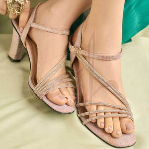 High Quality Anti-Slippery Customizable Handmade Professional Heel Slides-Fashion Design Wholesale Available - Product Image 2