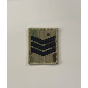 Insignia de tela bordada con portaobjetos de rango de Sargento verde con cuentas accesorio decorativo cosido - Product Image 5