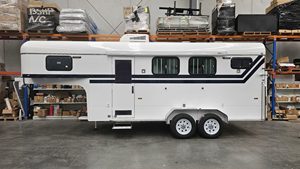 Gooseneck Horse <b>Floats</b> (3+ Horse Capacity 500KG Max Payload 3145x1930x2155mm) - Product Image 2