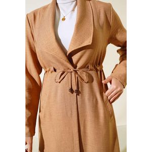 Trench-coat Camel Design pour femme avec capuchon tunnel - Product Image 1