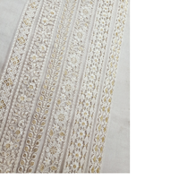 Lacets à motif floral brodé blanc sur mesure, adaptés aux créateurs de robes de mariée et aux créateurs de vêtements pour enfants