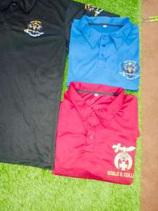 Shriner Camisetas Camiseta con su propio logotipo Camiseta Polo Cuello Manga corta Tela Granate Color Have Fabric T Shirt - Product Image 4