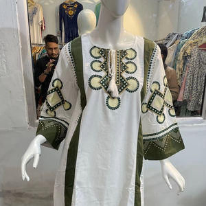 Chemisier Vyshvanka ethnique ukrainien pour femmes brodé 100% coton lin manches longues avec ceinture tissé tissage lavable - Product Image 1