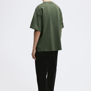 T-shirts pour hommes Vente en gros sur mesure Tissu écologique et respirant en polyester/coton Couleurs et motifs personnalisés de haute qualité - Product Image 4