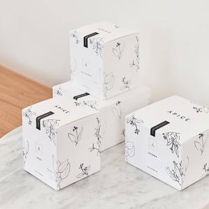 Boîtes artisanales suspendues imprimées personnalisées de qualité supérieure pour Bombones Ganettone Spécialité Bonbons Élégant Ambar Fenêtre Design Type de dossier - Product Image 1