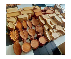 Venta al por mayor de platos de madera de acacia | Ideal para bodas y fiestas platos de madera personalizados | Para restaurantes y catering - Product Image 1