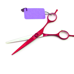 Tijeras de pelo afiladas y rectas de acero alemán al por mayor, tijeras de afeitar de peluquero de Color rojo con cuchillas de acero inoxidable para la belleza - Product Image 3