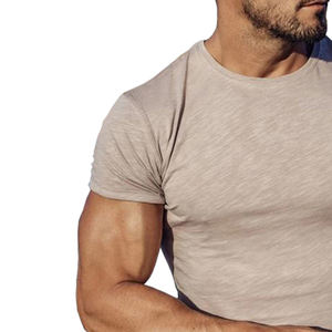 T-shirt de compression anti-UV avec protection UPF 50+, tissu doux au toucher, séchage rapide, pour la natation et les activités sportives en plein air - Product Image 6