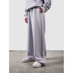 Sudadera Lila, Tejido Transpirable, Cómoda y Elegante - Product Image 2