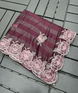 Sari en soie simple du fabricant pour une élégance sans effort, tenue de fête traditionnelle indienne avec une beauté classique - Product Image 3