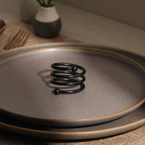 Porte-anneau de serviette rond en métal enduit noir taille personnalisée décoration de table bureau à domicile Restaurants Caffe décoration serviette - Product Image 4