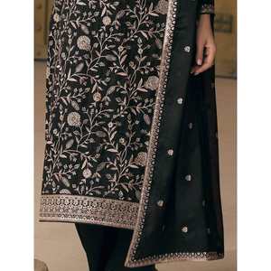 Traje Palazzo de Seda Suave para Mujer, Diseño Elegante Bordado en Negro - Product Image 4