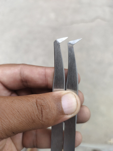 Pince à cils à volume de bottes en acier inoxydable 2025 couleurs avec cils pointus Caractéristiques TWEEZER WORLD - Product Image 1