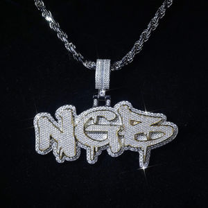 Colgante de Letra Personalizado con Diamantes de Moissanita y Plata de Ley 925, Estilo Hip Hop Lujoso, Totalmente Engastado, Venta al por Mayor - Product Image 4