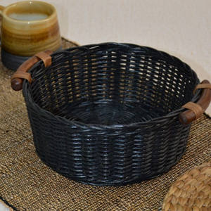 Natural rattan food <b>basket</b>, black antibacterial color, with a brown wooden <b>handle</b>. Human-friendly. - Product Image 1