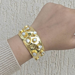 Women exquisite multi mini <b>pearl</b> collection designer adjustable cuff with raw peridot single stone 18k <b>gold</b> plated <b>bracelet</b> - Product Image 3