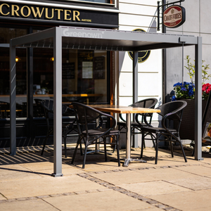 Pergola à lames orientables électriques intelligentes en alliage d'aluminium, <span class=keywords><strong>abri</strong></span> <span class=keywords><strong>de</strong></span> jardin pour restaurant, usage commercial, avec rideaux - Product Image 1