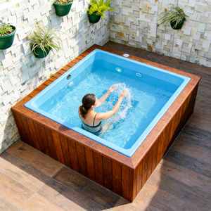 Piscina de acrílico personalizada integrada para SPA, mini piscina de inmersión para patio trasero, piscina elevada sobre el suelo. - Product Image 1