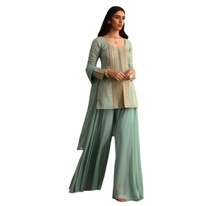 Élégant ensemble de Kurti brodé avec Palazzo et Dupatta pour femmes tenue ethnique Fabricant de vêtements OEM Exportateur en vrac - Product Image 2