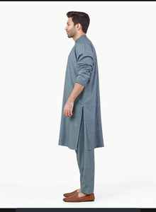 Vente en gros de vêtements indiens pakistanais de couleur unie Shalwar Kameez à manches longues de style moderne pour événements culturels - Product Image 2