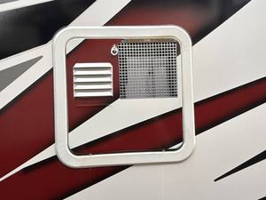 Autocaravana Usada T-h-o-r Windsport 31C 2022, Ajustable, para Acampar, con Techo Elevable, Euro 6, para 4-6 Personas, Una Habitación, Refrigerador, Cocina - Product Image 2