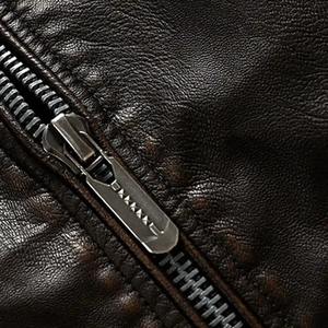 ออกแบบแจ็คเก็ตหนังคุณภาพสูงสำหรับผู้ชายของคุณเอง พร้อมปกผ้าแคนวาส แขนยาว สีและโลโก้ตามสั่ง - Product Image 6