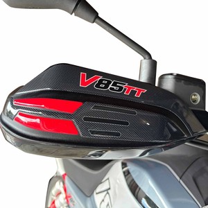 Adesivi in Resina 3D Compatibili con Moto Guzzi V85TT 2024-2026, Protezioni per Paramani, Adesivi per Motociclette - Product Image 1