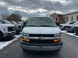 Chevrolet Express 2021 RWD 3500 d'occasion - Product Image 6