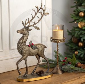 Collection exclusive de décorations de Noël de luxe avec des décorations saisonnières artisanales - Product Image 1