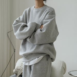 Sudadera de Mujer de Alta Calidad con Logotipo Personalizado Estampado en Relieve, Forro Polar Grueso, Transpirable, de Invierno, Talla Grande - Product Image 1