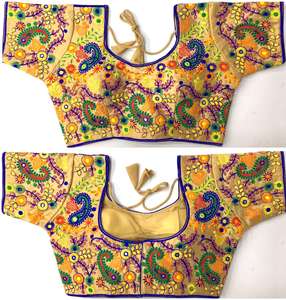 La blusa tiene trabajo de hilo y trabajo de espejo de aluminio Material de la blusa de seda pesada Tamaño De La blusa que hace 38 - Product Image 4