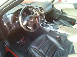 Chevrolet Corvette 3LT Convertible Clásico Vintage de 2005, Impecable y con Poco Kilometraje - Product Image 4