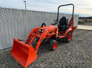 Utilizado para tractor de rueda agrícola Kubota BX23S 4WD con retroexcavadora con componentes centrales Motor de caja de cambios de motor de engranaje de bomba - Product Image 2