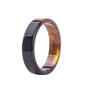 Fabricant nouvellement conçu Bracelet en résine pour dames Vente directe d'usine Bracelet en résine époxy naturelle de haute qualité Exquis fait à la main - Product Image 1