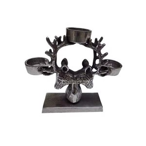 Porte-bougie à 3 bougies en forme de tête de cerf très demandé sur une base carrée, parfait pour Noël, Diwali, la décoration de table festive, la maison et les fêtes - Product Image 4