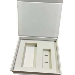 Caja rígida de cierre magnético con insertos de espuma personalizados Impresión digital hecha de papel y cartón - Product Image 1