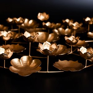 Vente chaude Forme Ronde En Laiton Urli Fleur Bol Meilleure Qualité Taille Personnalisée Urli Du Fabricant En Inde - Product Image 1