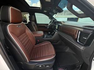 IMPRESIONANTE G-M-C Sierra 1500 Denali Ultimate 2023 con TRANSMISIÓN AUTOMÁTICA SUPER CRUISE de 8 CILINDROS - Product Image 4