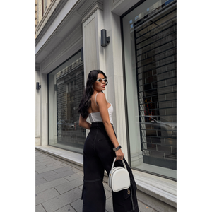 Pantalones Cargo de Gabardina Negros para Mujer - Product Image 2