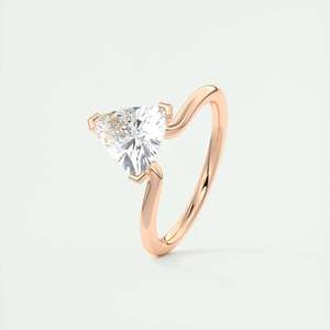 Bague de fiançailles solitaire taille trillion pour femme - Product Image 6