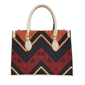 Bolso de Mano HWEDOTSY TM con Forro de PU, Bolso de Mano de Cuero PU de Alta Calidad para Mujer, Diseño Personalizado con Elementos Únicos, Venta al por Mayor 18 - Product Image 2