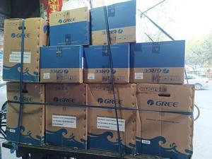 เครื่องปรับอากาศกรีแบบแยกส่วน 12001-15000 บีทียู อินเวอร์เตอร์ ระบบทำความเย็นและความร้อน น้ำยา R32 ความถี่แปรผัน ติดผนัง แบบติดตั้งภายในและภายนอกอาคาร - Product Image 2