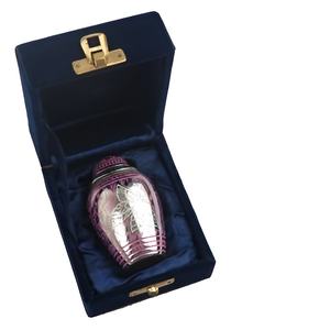 Accesorios funerarios de la más alta calidad, urnas de recuerdo de latón, venta al por mayor, urnas simbólicas de cremación funeraria hechas en la India 2024 - Product Image 6