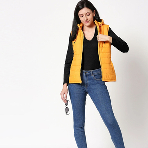 Custom 2024 OEM ODM Chaqueta de plumón de manga abullonada para mujer Chaqueta impermeable a prueba de viento de vuelo corto - Product Image 5