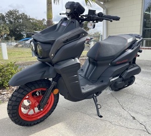 Motocicleta Urbana ZUMAs 125 2024 Nueva, 125cc, Inyección de Combustible, Automática, Transmisión CVT, Refrigeración Líquida - Product Image 3