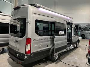 Ford Transit 350 Pleasure Way Ontour 2.2 AWD Van Clase B, Modelo 2026, en Perfecto Estado - Product Image 2