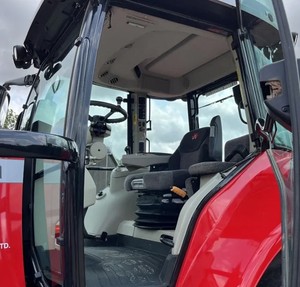 Tracteur agricole d'occasion Massey Ferguson 7726 à haute productivité, 120 CV, 4 roues motrices, à vendre - Product Image 3