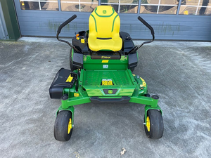 รถตัดหญ้าแบบนั่งขับ JohnDeere Z320M X758 4x4 ปี 2024 ราคาถูก สำหรับตัดหญ้าในสวน ขายส่ง - Product Image 3