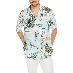 Ensemble de vêtements assortis confortables pour les vacances en famille, idéal pour les escapades estivales, les journées à la plage et les célébrations de vacances. - Product Image 3